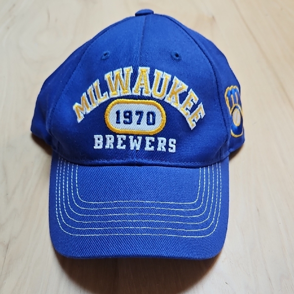 Genuine Merchandise Other - Milwaukee Brewers 1970 Blue Cap Fan Favorite OSFA